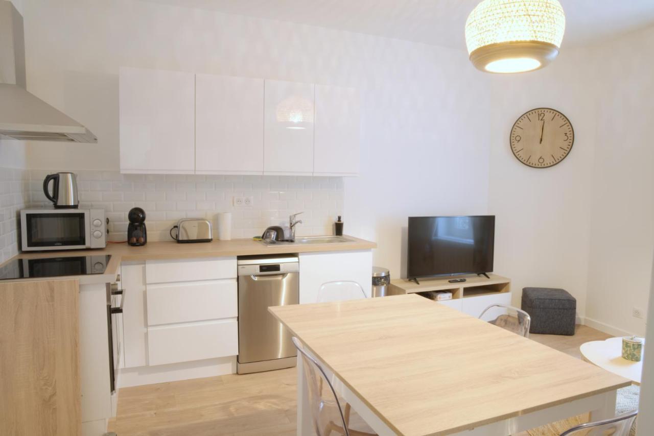 T3 de charme situé en hyper centre avec wifi, netflix, linge, draps, savons et serviettes fournis Cognac Extérieur photo